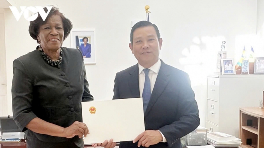 Vietnam promote cooperation with Saint Vincent and the Grenadines